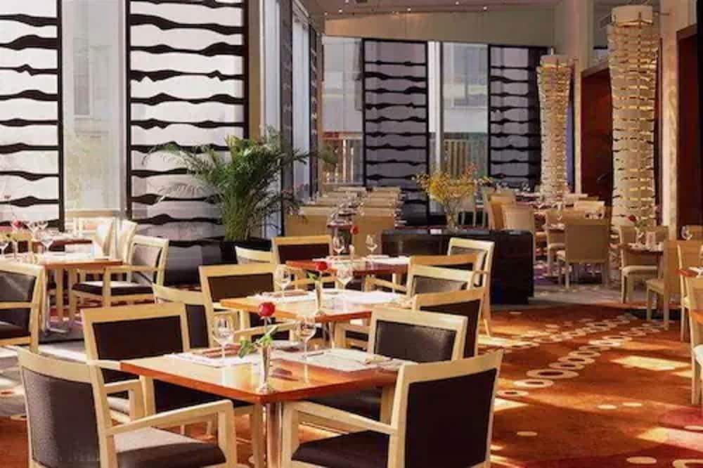 Beijing New Century Hotel Экстерьер фото