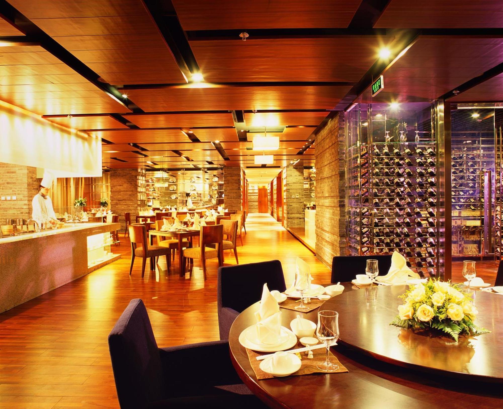 Beijing New Century Hotel Экстерьер фото