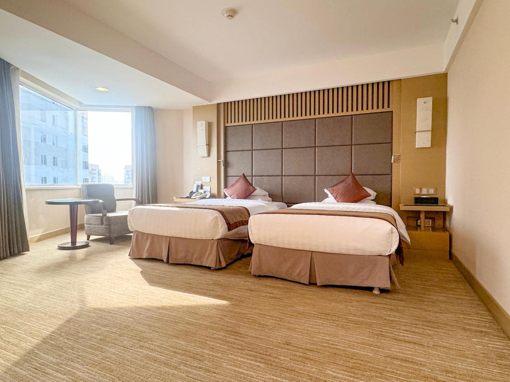 Beijing New Century Hotel Экстерьер фото