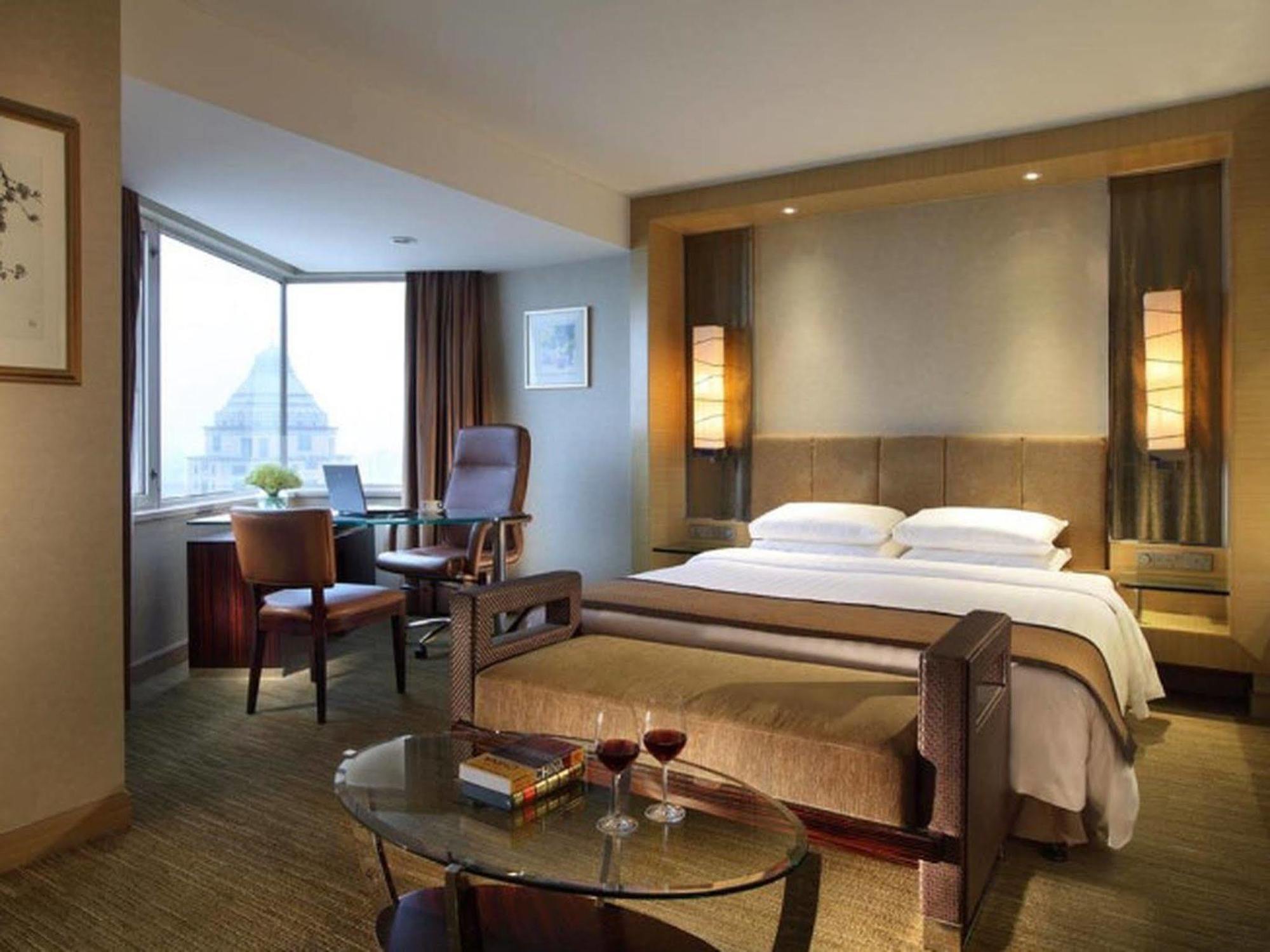 Beijing New Century Hotel Экстерьер фото