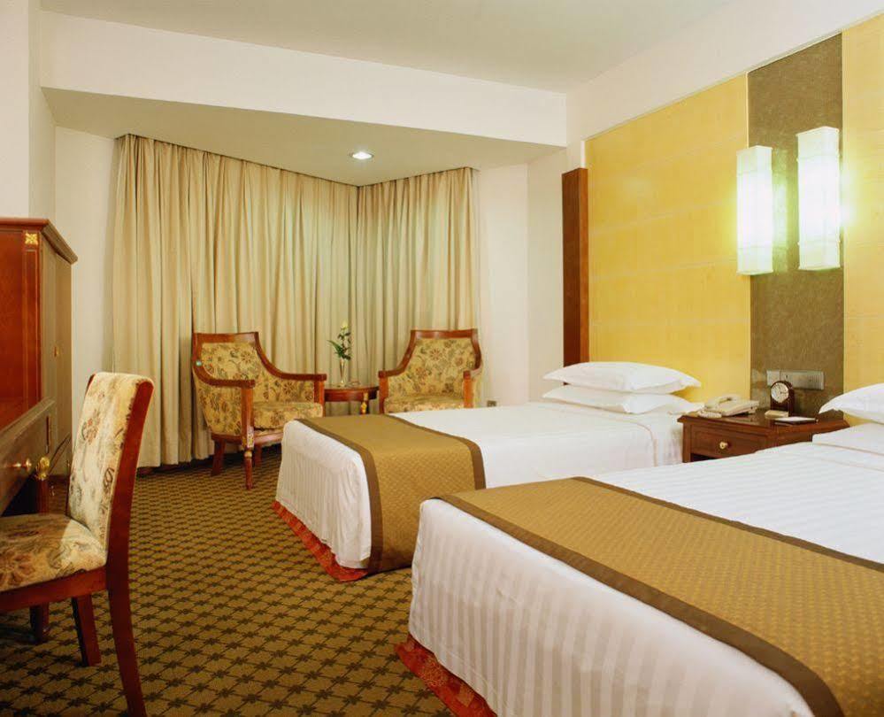 Beijing New Century Hotel Номер фото